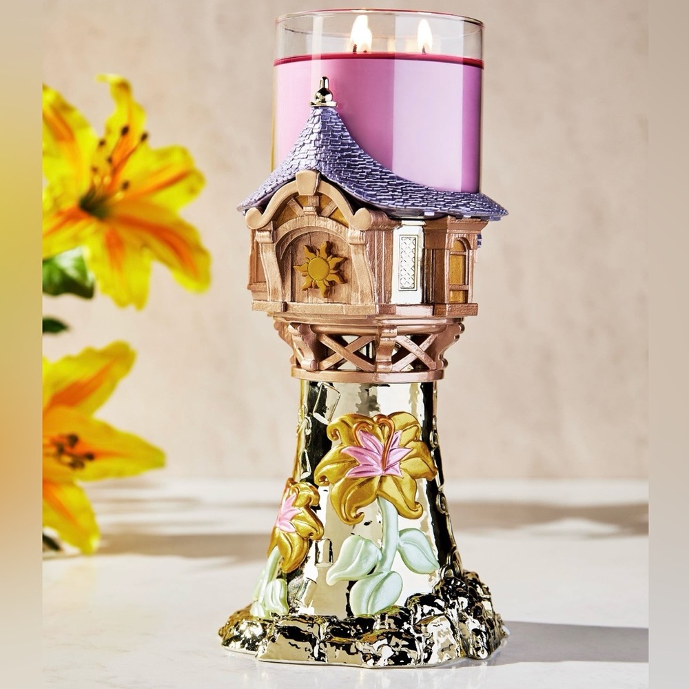 Bath and Body Works Rapunzel Tower Candle Holder Disney Princess With Candle NEW - Picture 9 of 10